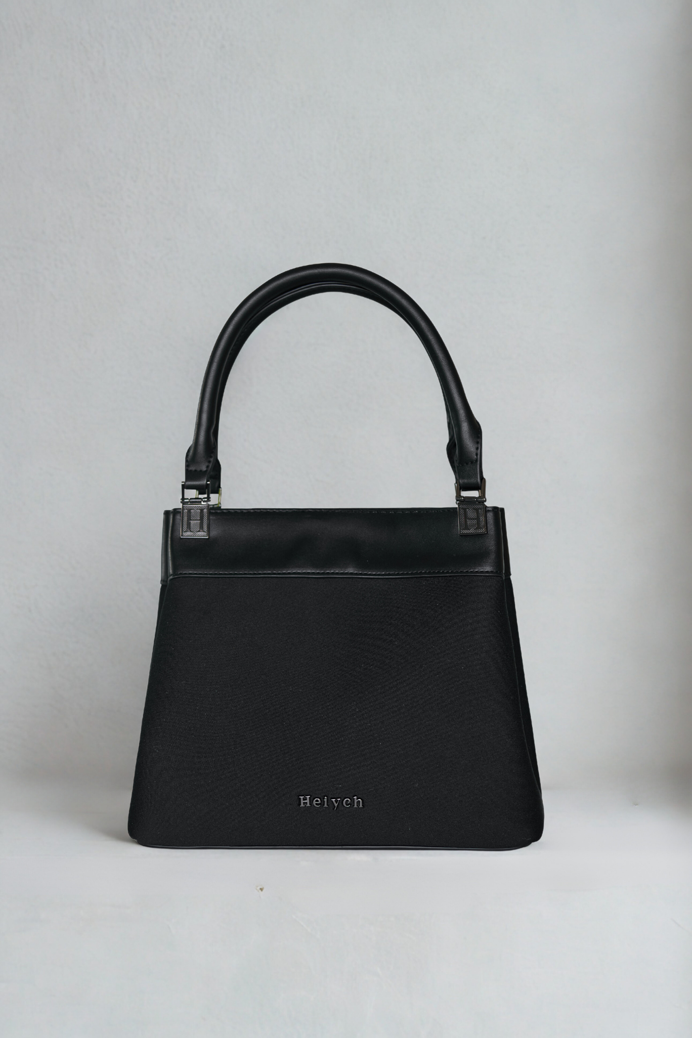 H-Connect 5-in-1 Tote to Crossbody Bag