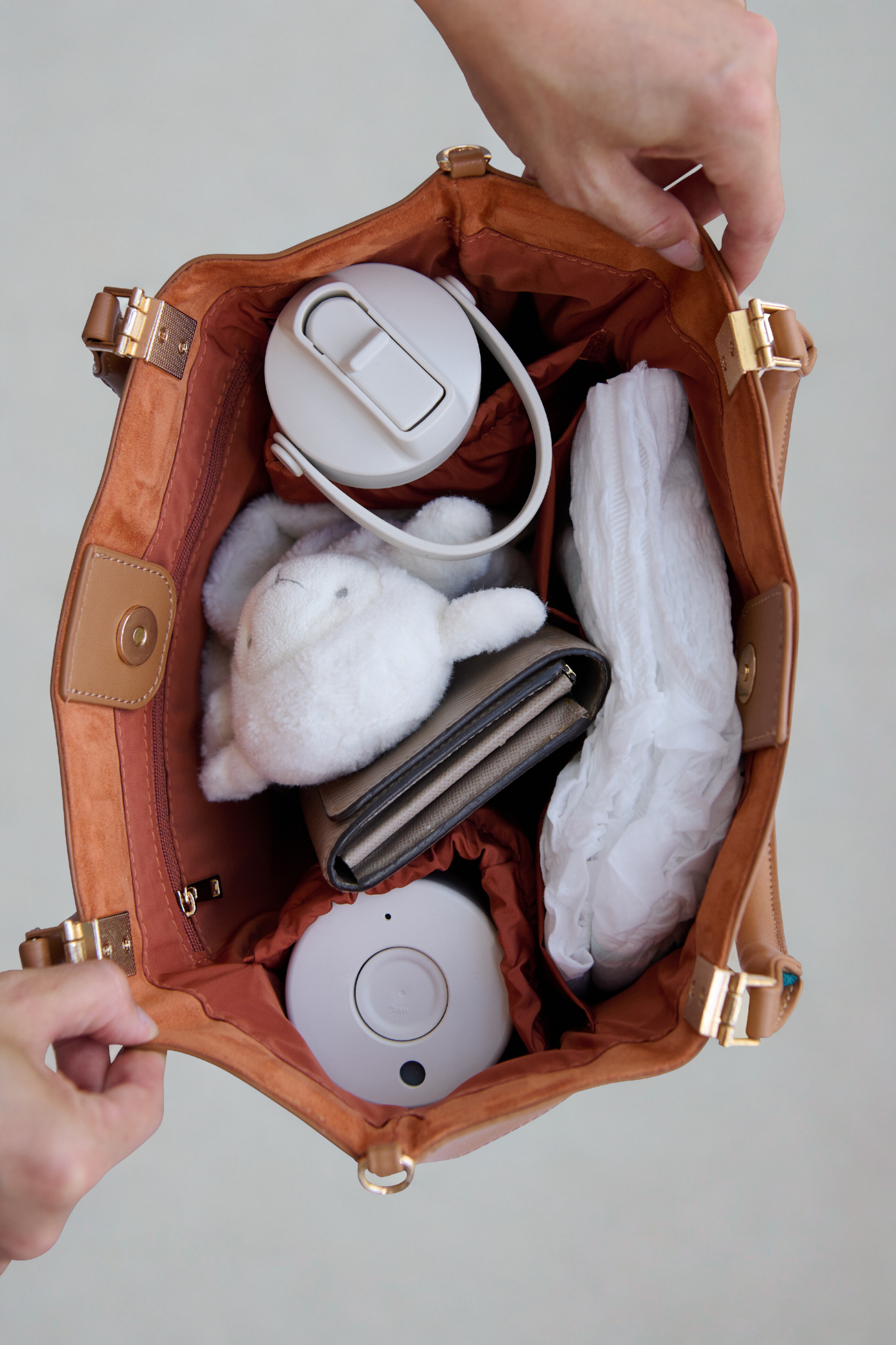 H-Connect 5-in-1 Tote to Crossbody Bag