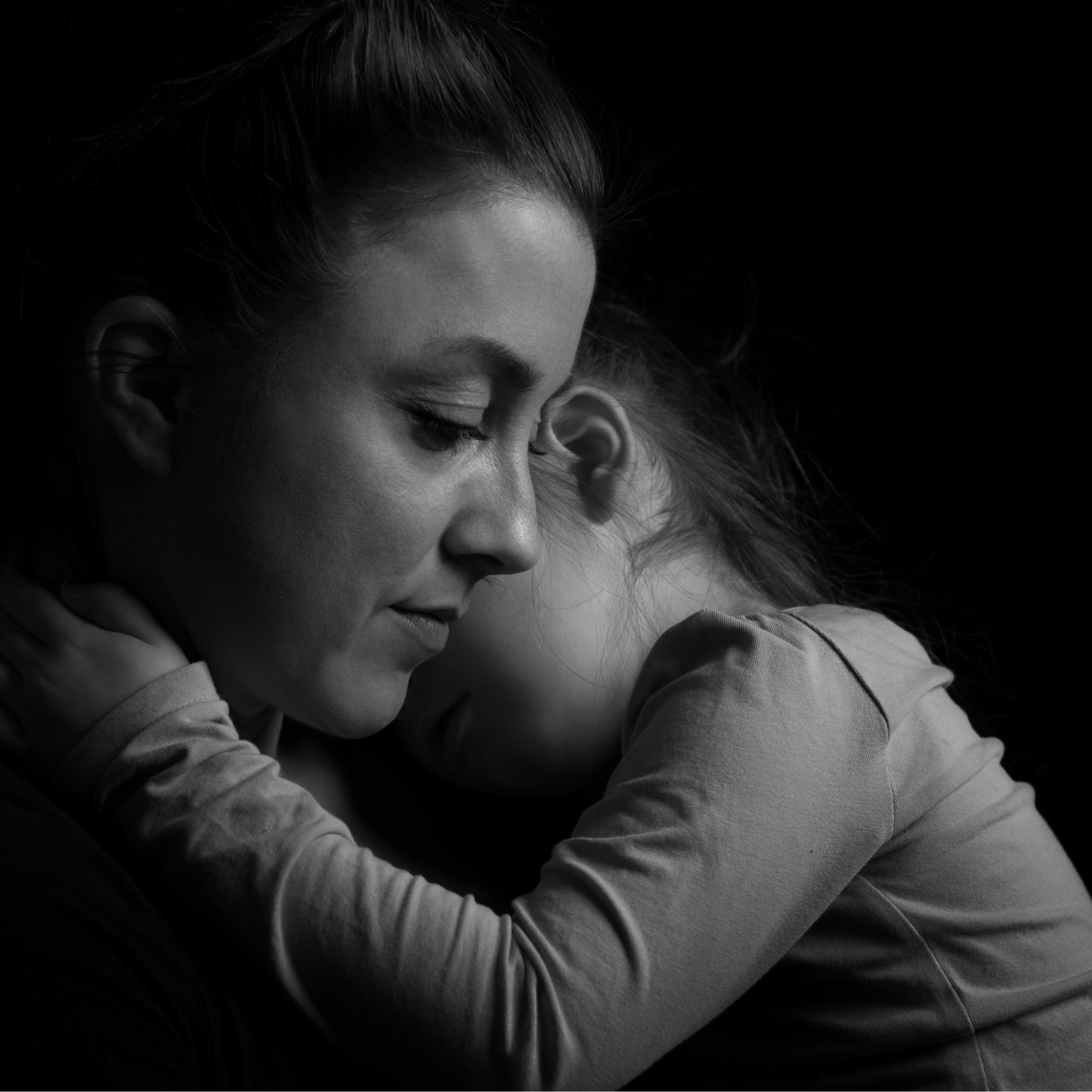 Bravehearts mother hugging child