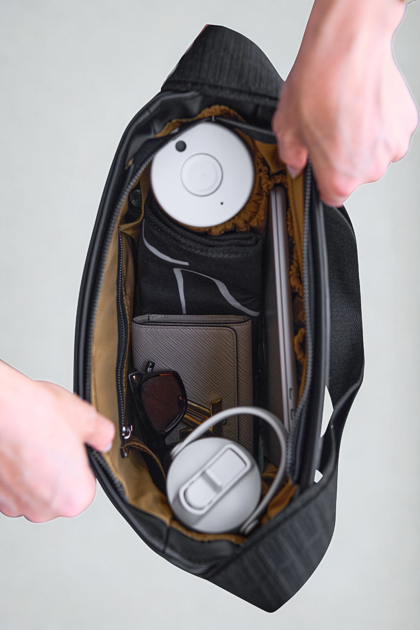 H-Convert (Tote to Backpack) Bag